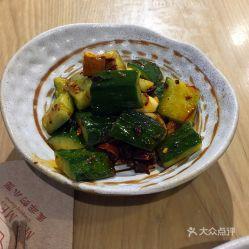 中央商场吃瓜,揭秘背后真相与网络热议