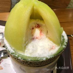 哈密瓜冰硬吃,哈密瓜冰硬的独特风味探索